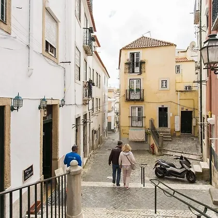 Guestready - Bright Flat In Alfama Apartmán *