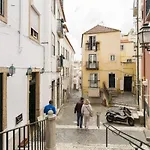Guestready - Bright Flat In Alfama Apartmán *