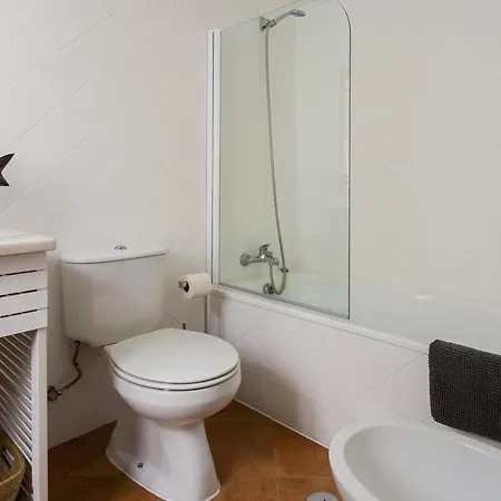 Guestready - Bright Flat In Alfama דירה