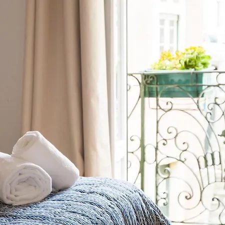 דירה Guestready - Bright Flat In Alfama *