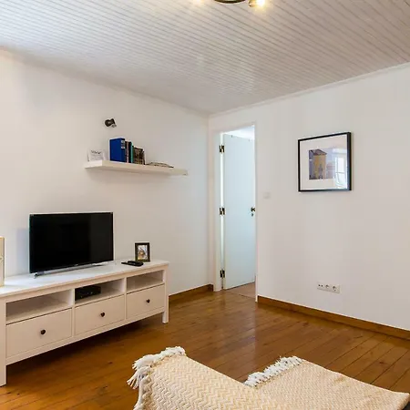 Joivy Charming Near Fado Museum Apartamento